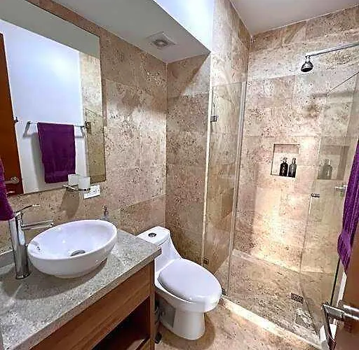 406 Cozy Walking Distance To 5th Av *